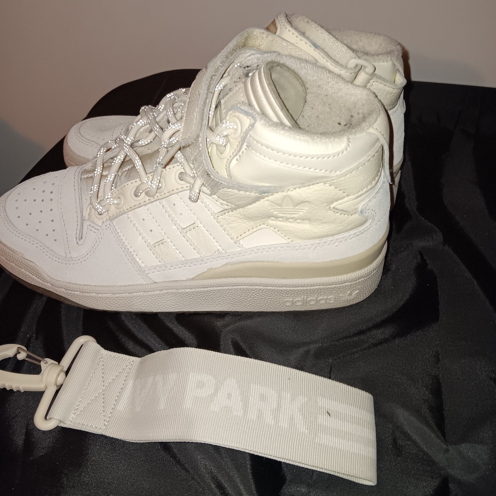 Women IVY PARK Adidas Off-White High-Top Sneakers